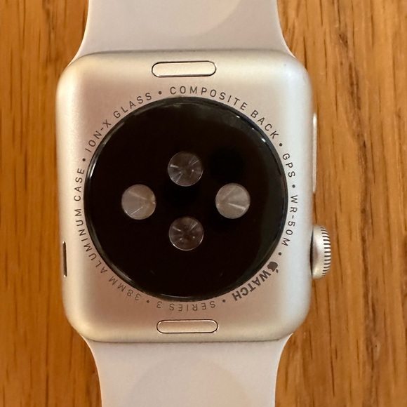 Apple Watch Series 3 - Picture 3 of 4